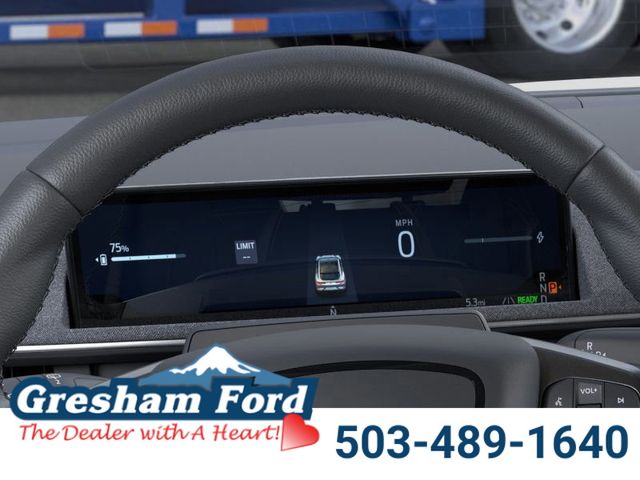 Vehicle image 13 of 22