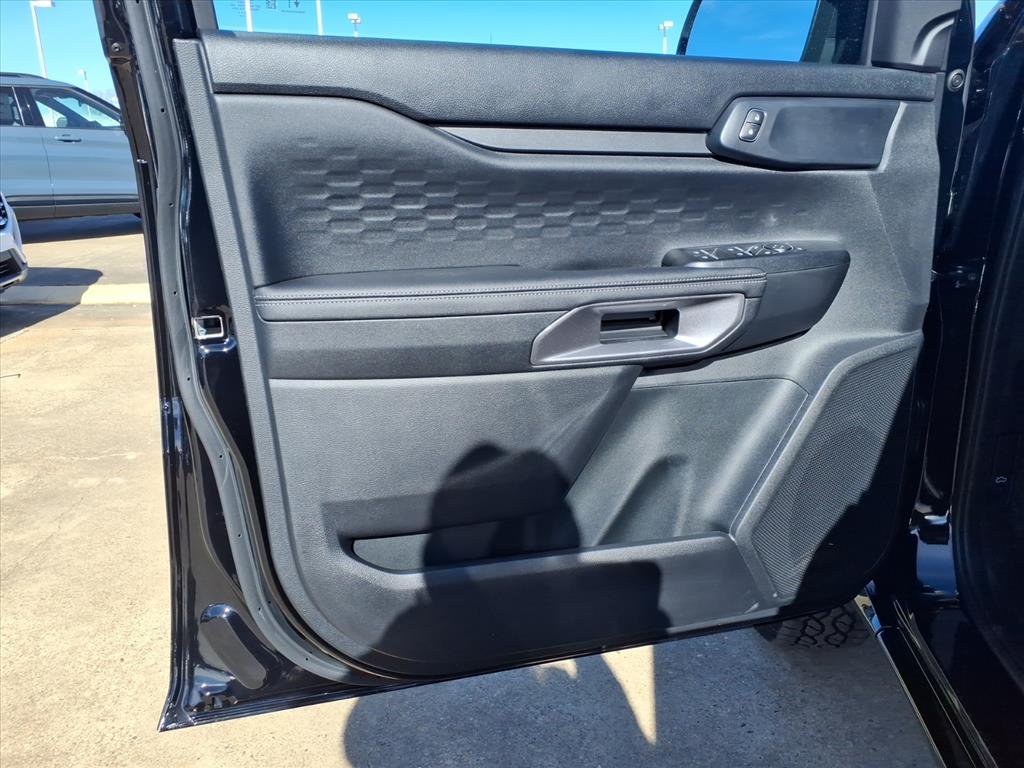 2025 Ford Ranger XLT Image 18 of 25