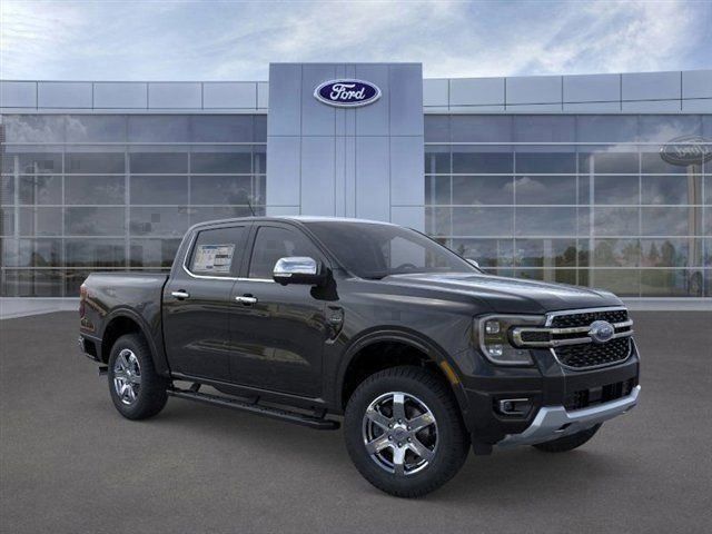 2025 Ford Ranger Lariat Image 3 of 21