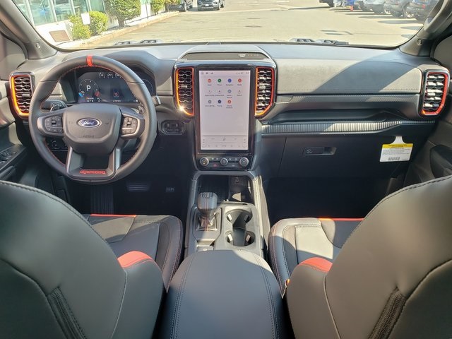 Vehicle image 18 of 39
