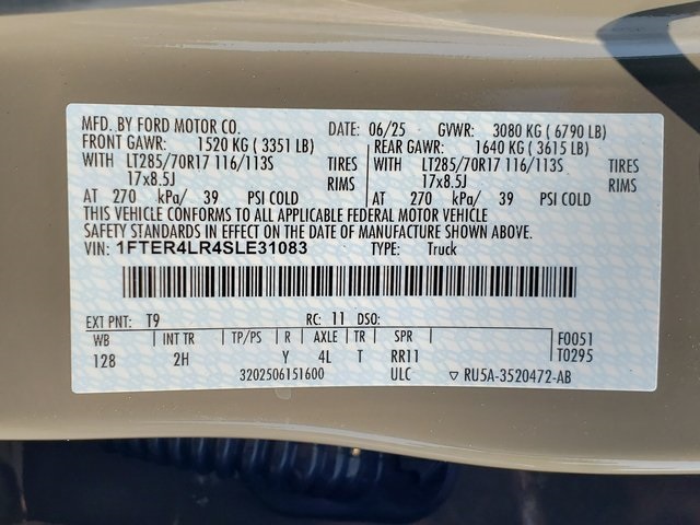 Vehicle image 34 of 39