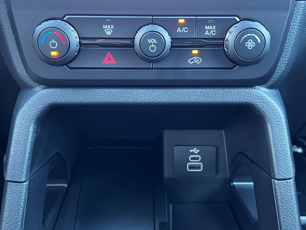 2025 Ford Ranger XL Image 31 of 32