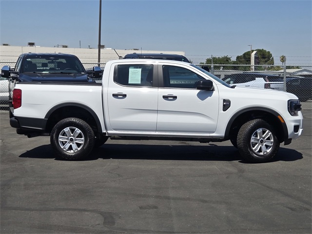 Vehicle image 2 of 11