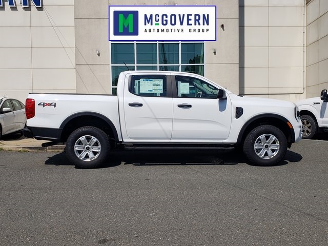 Vehicle image 4 of 30