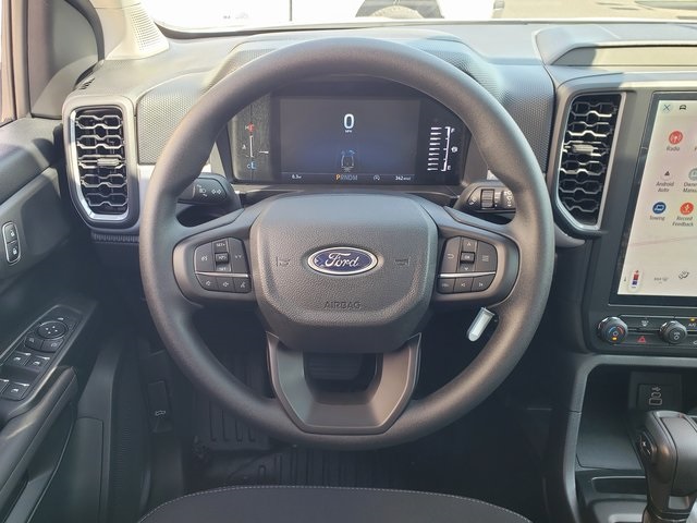 Vehicle image 17 of 30