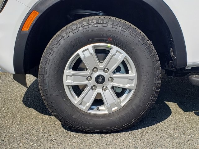 Vehicle image 9 of 30
