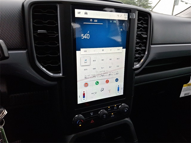 Vehicle image 7 of 12