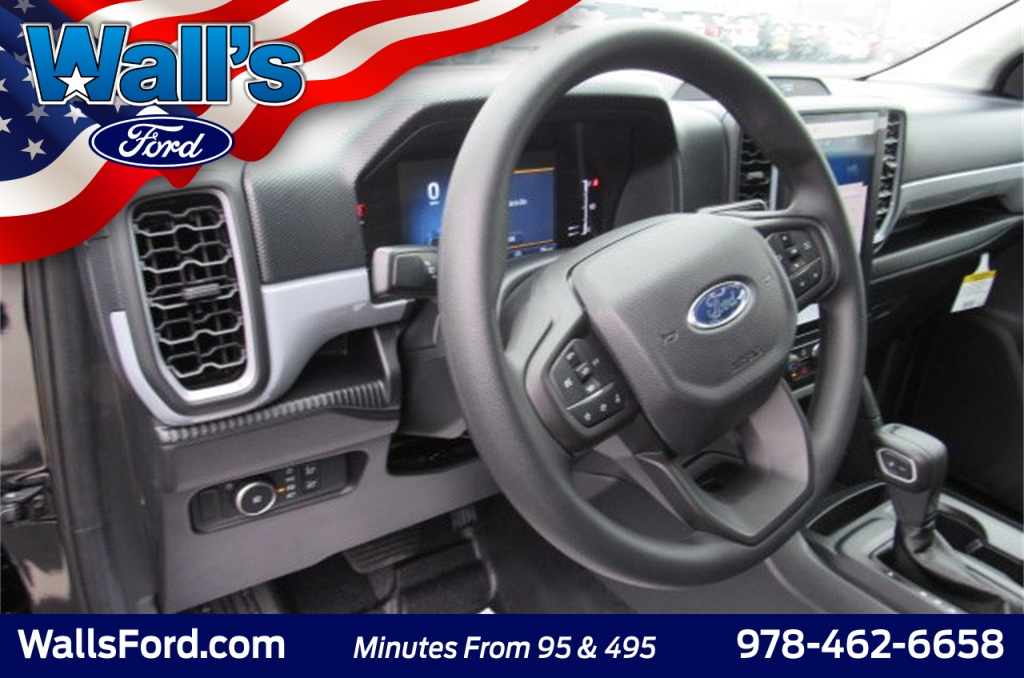 Vehicle image 16 of 28