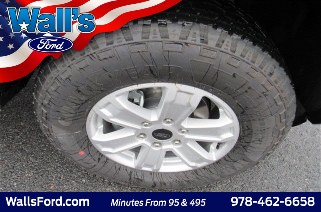 Vehicle image 10 of 28