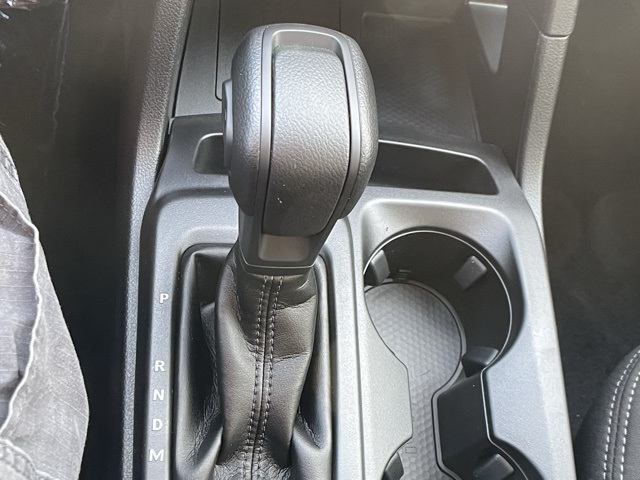 Vehicle image 27 of 37