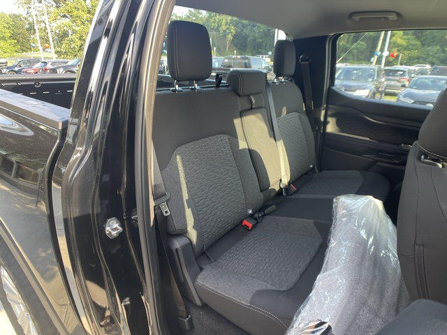 Vehicle image 15 of 37
