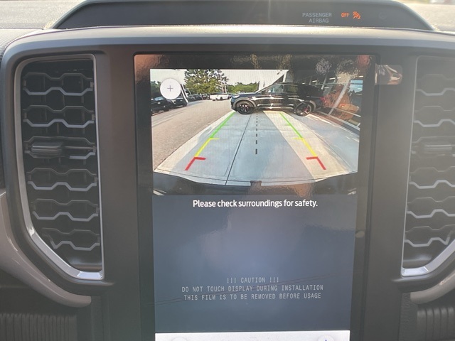 Vehicle image 23 of 37