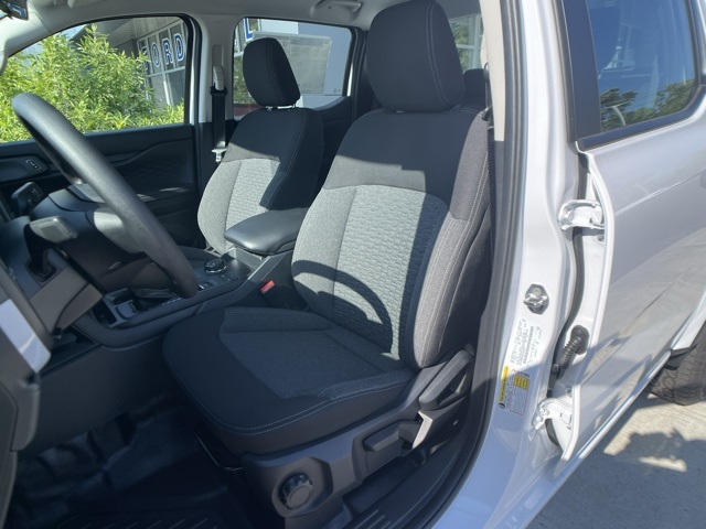Vehicle image 16 of 37