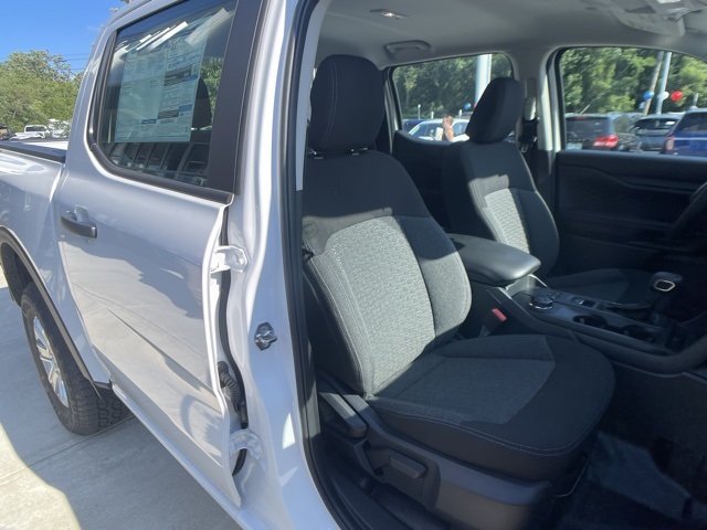 Vehicle image 17 of 37
