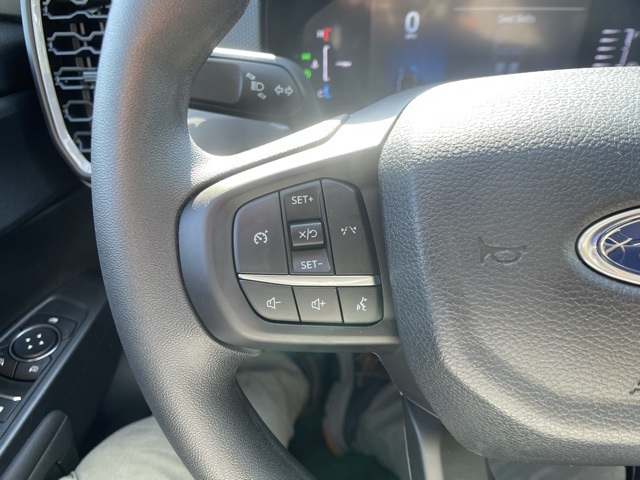 Vehicle image 21 of 37