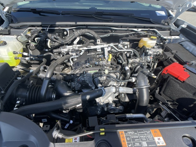Vehicle image 10 of 37