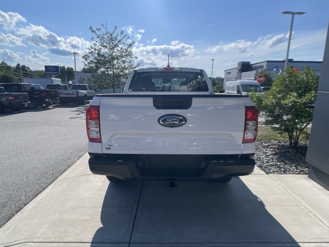 Vehicle image 7 of 37