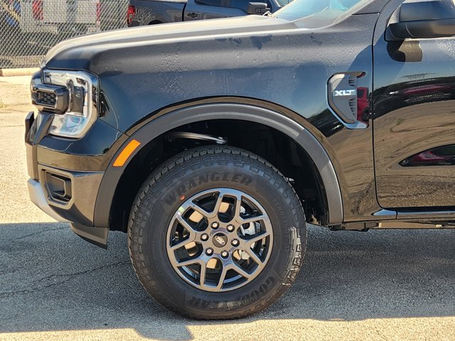 2025 Ford Ranger XLT Image 7 of 21