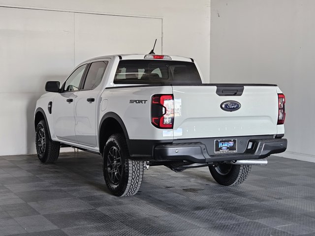 2025 Ford Ranger XLT Image 4 of 32