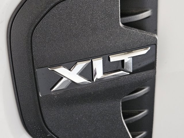 2025 Ford Ranger XLT Image 13 of 32
