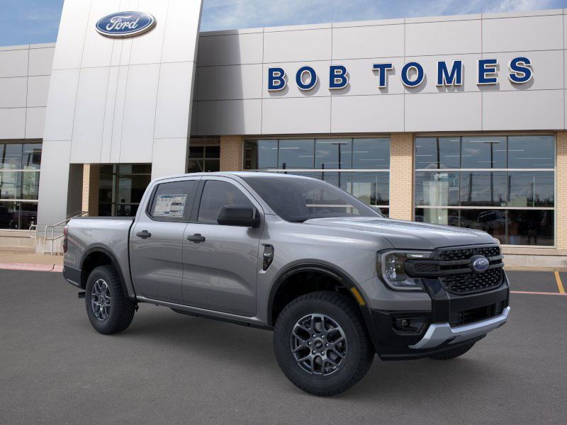 2025 Ford Ranger XLT Image 4 of 40