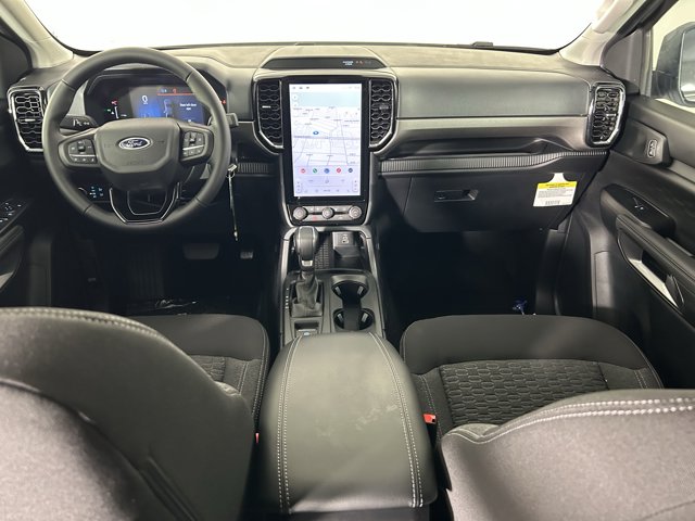 2025 Ford Ranger XLT Image 15 of 32