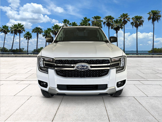 2025 Ford Ranger XLT Image 2 of 32