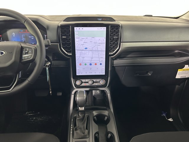 2025 Ford Ranger XLT Image 16 of 32