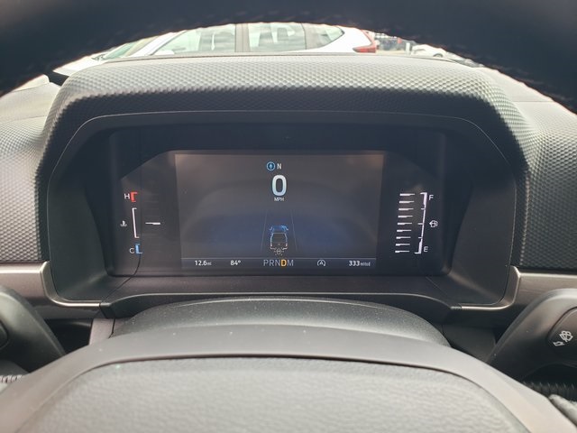 Vehicle image 25 of 33
