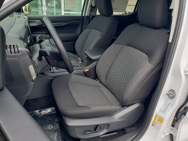 Vehicle image 13 of 33