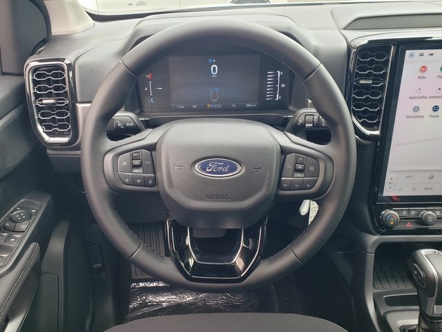 Vehicle image 29 of 33