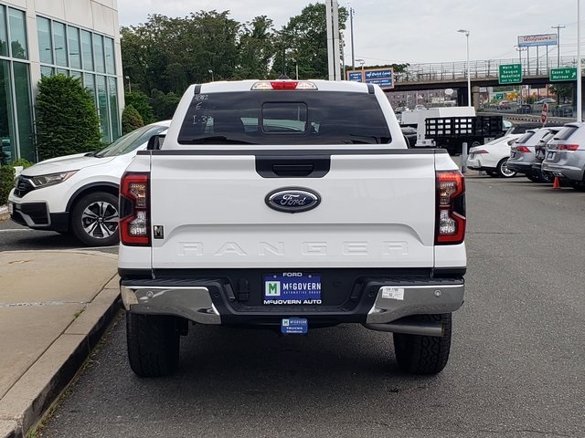 Vehicle image 6 of 33