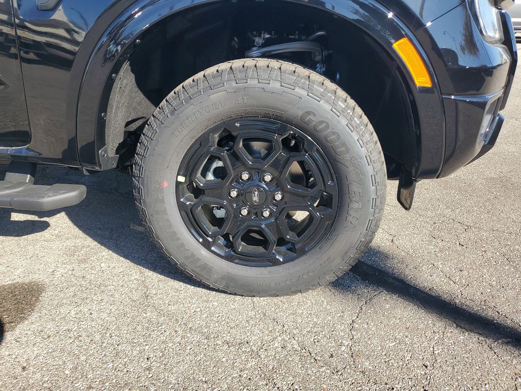 2025 Ford Ranger XLT Image 6 of 33