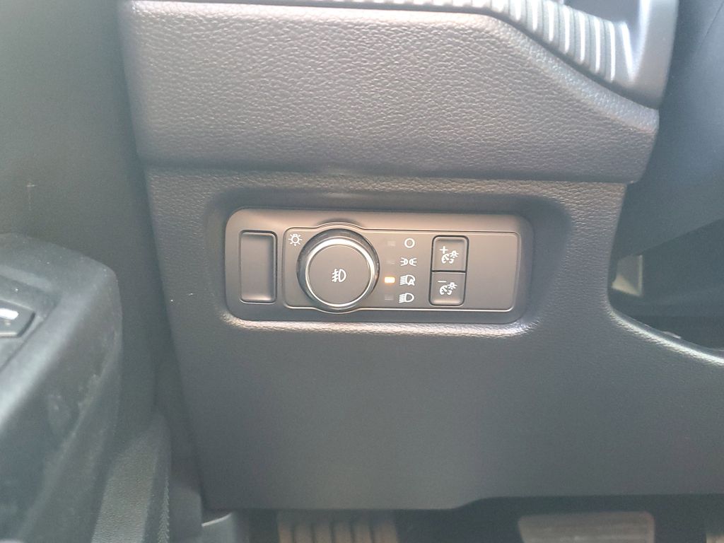 2025 Ford Ranger XLT Image 28 of 33