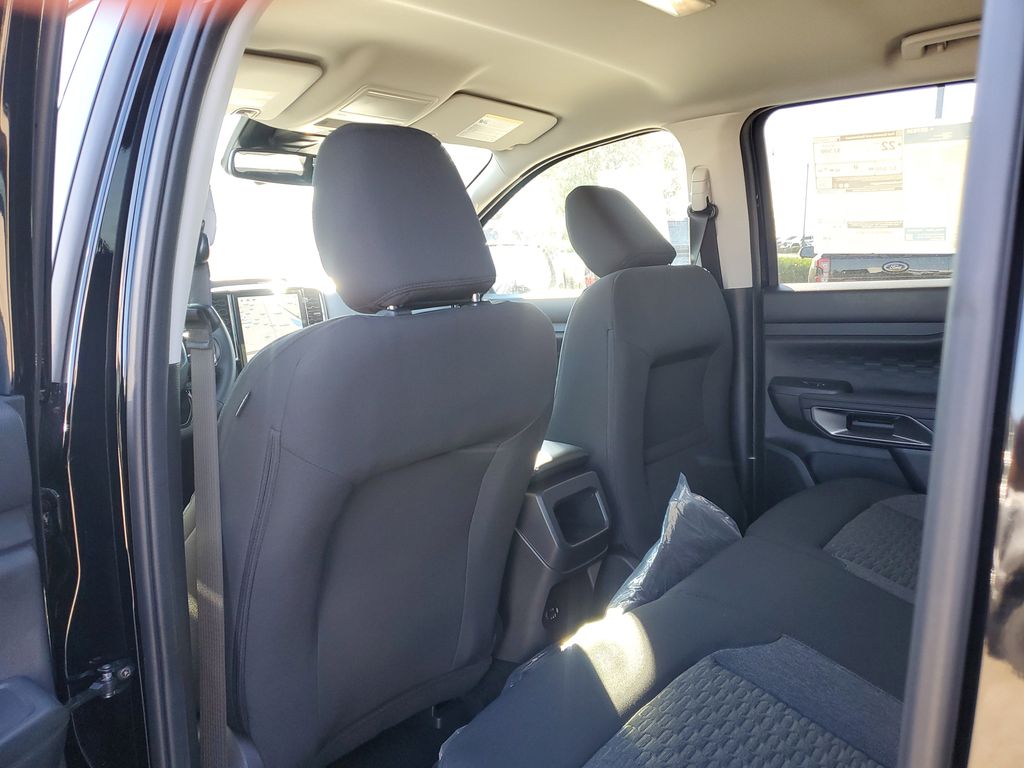 2025 Ford Ranger XLT Image 8 of 33