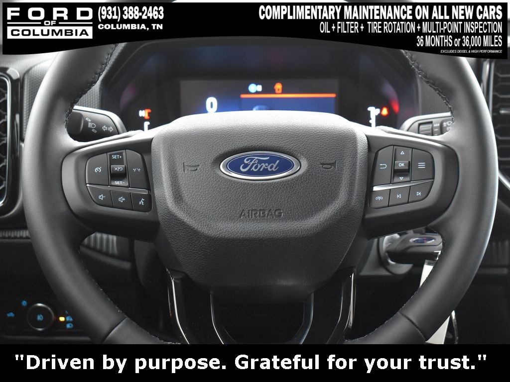 Vehicle image 32 of 41