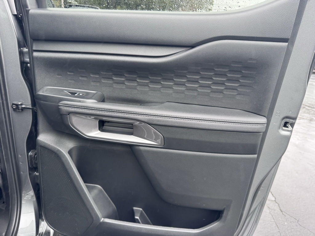 2025 Ford Ranger XLT Image 31 of 40