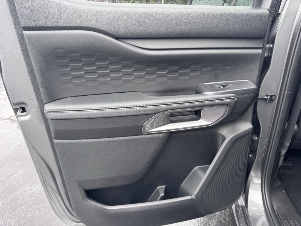 2025 Ford Ranger XLT Image 29 of 40