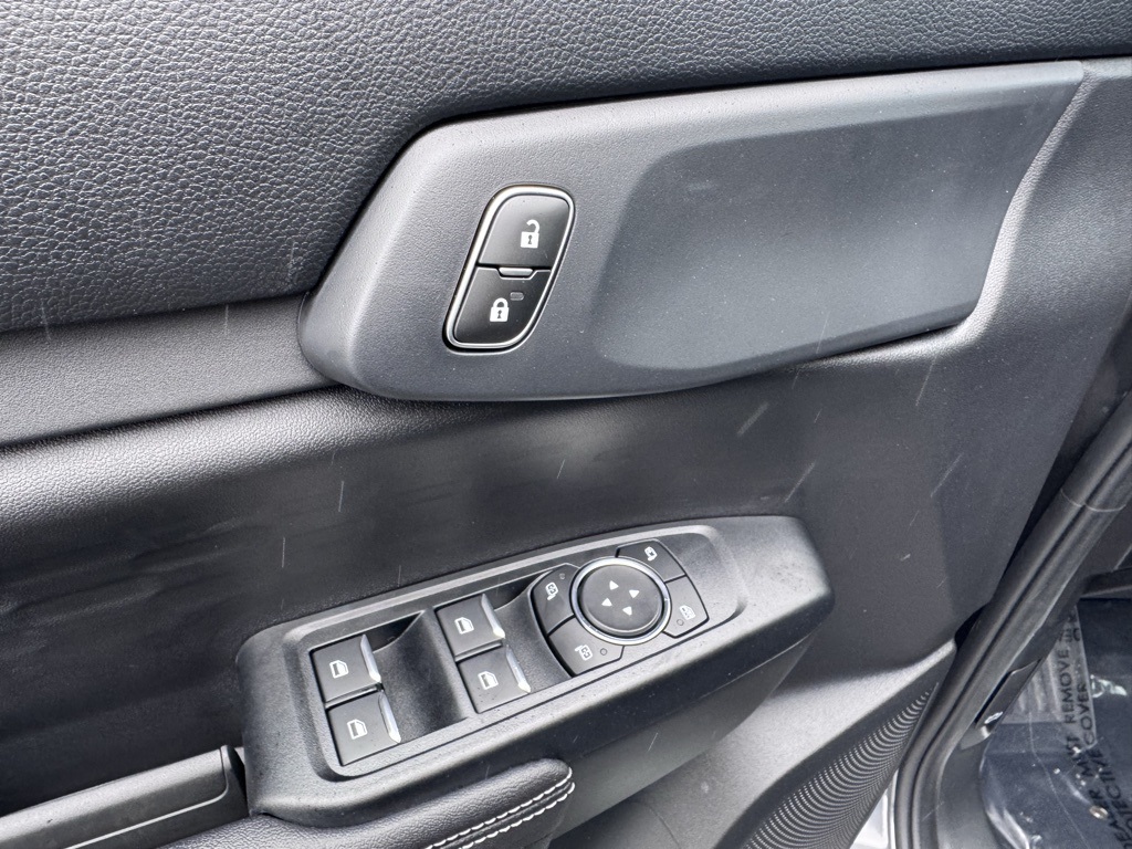 2025 Ford Ranger XLT Image 32 of 40