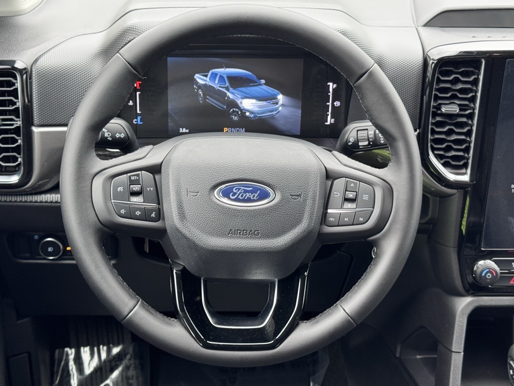 2025 Ford Ranger XLT Image 37 of 40