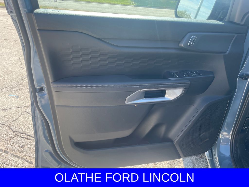 2025 Ford Ranger XLT Image 17 of 20