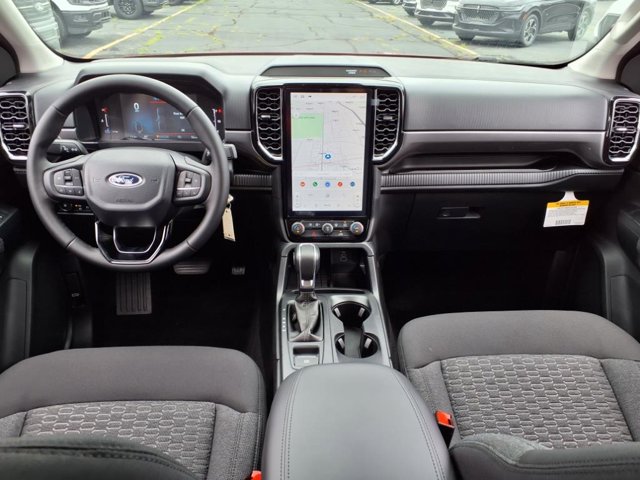 2025 Ford Ranger XLT Image 10 of 24