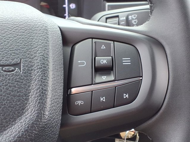 2025 Ford Ranger XLT Image 17 of 24