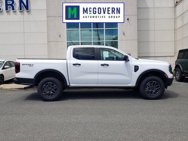 Vehicle image 4 of 33