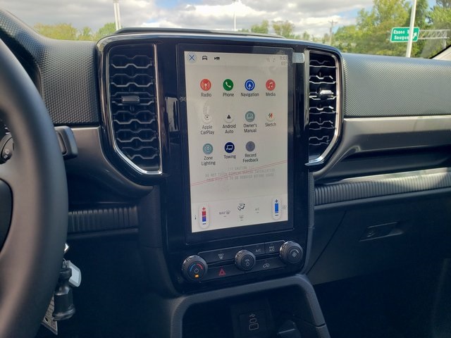 Vehicle image 20 of 33