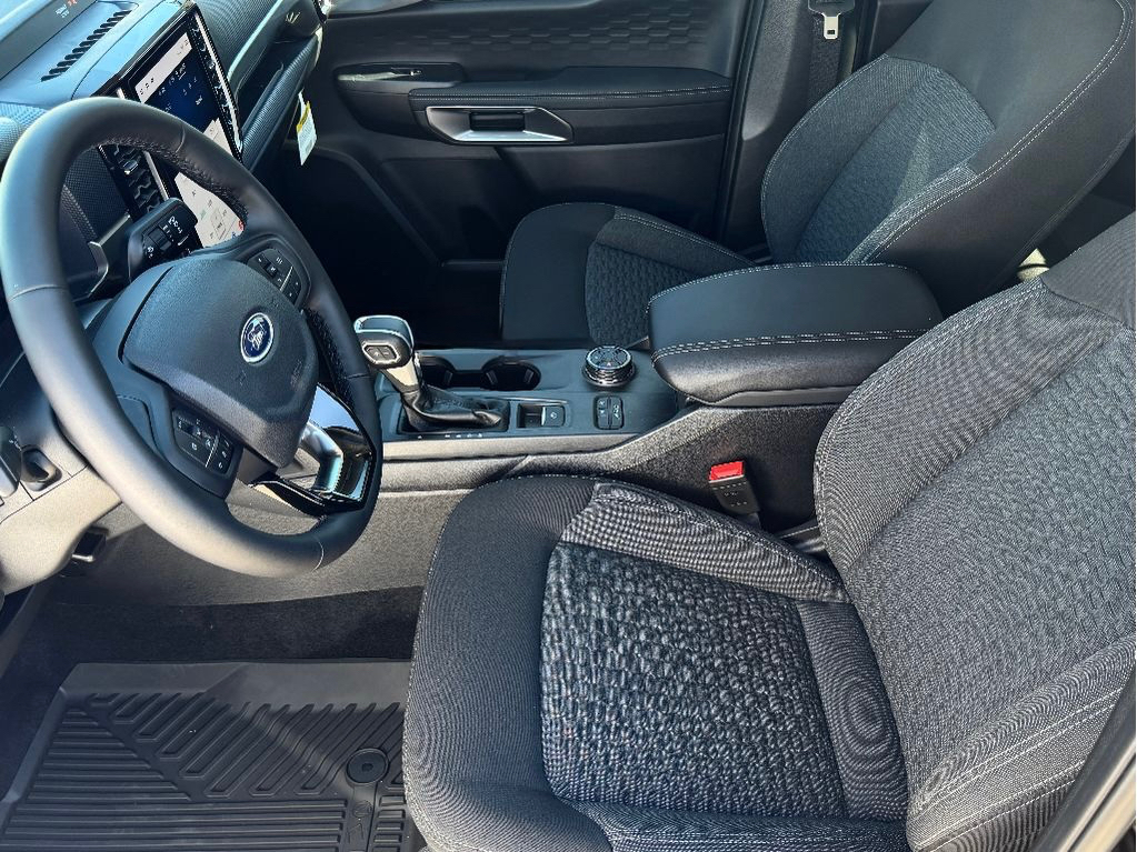 2025 Ford Ranger XLT Image 18 of 20