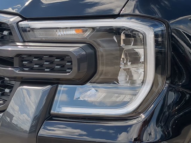 2025 Ford Ranger XLT Image 58 of 63