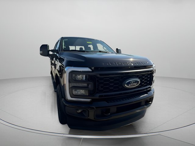 Vehicle image 14 of 62