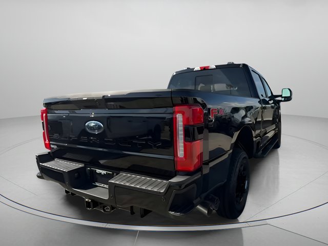 Vehicle image 23 of 62