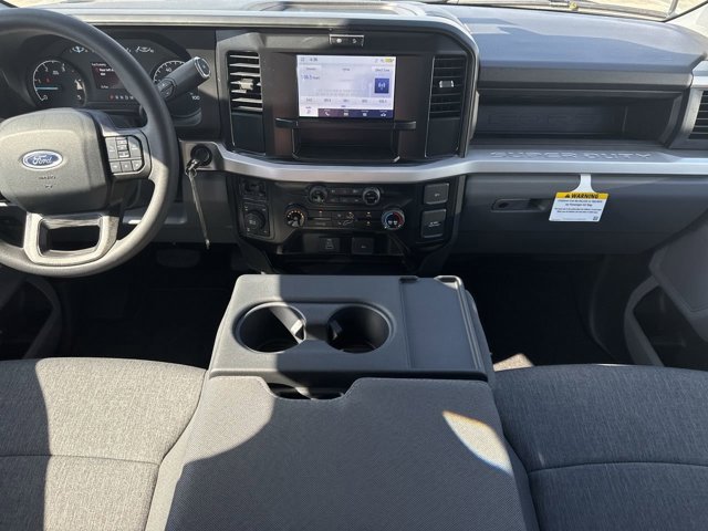 Vehicle image 40 of 62